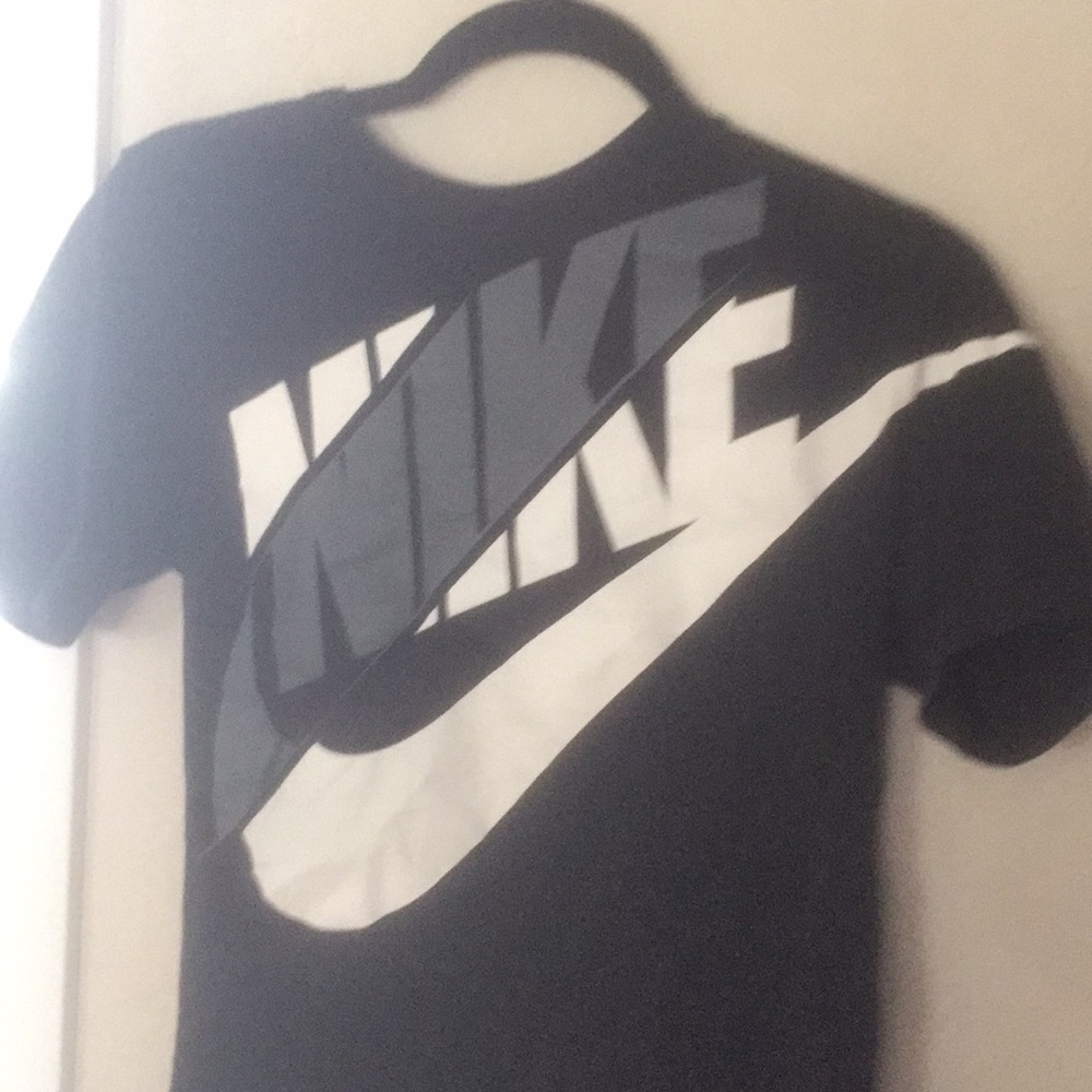 Nike T-shirt